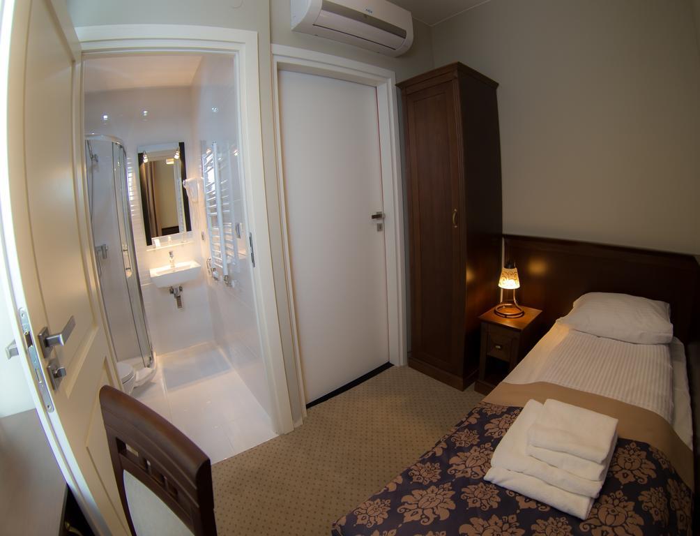 Hotel Imperial Residence Sandomierz Phòng bức ảnh